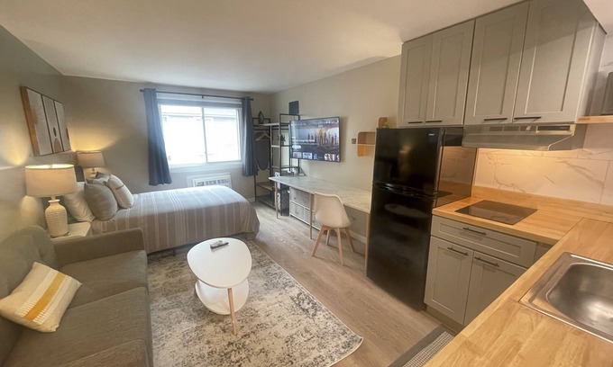 Eastside Apartment | Twin Oaks Extended Stay Studio - 2817 Apt 4