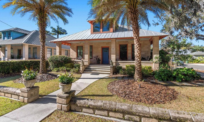 Lincolnville House | Twin Palms l Craftsman Cottage l Walk to DNTN