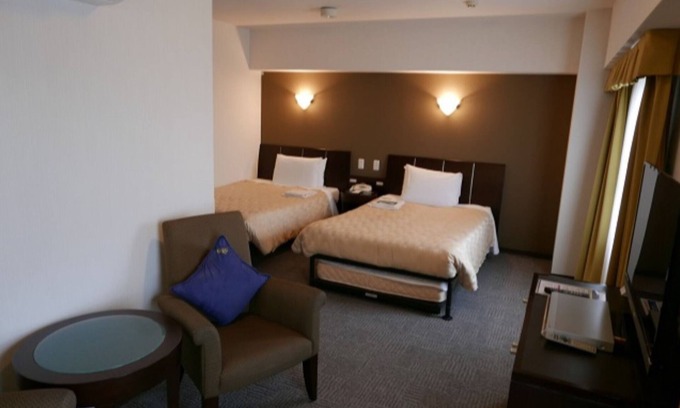 Matsuyama Hotel | Twin room Nonsmoking Spacious 30 sqm With bre/Naha Okinawa