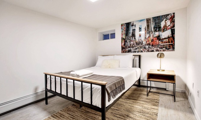 Harsimus Cove Condo | TwinCity 2BR/1BA Apartment-Mins away to NYC! (1)