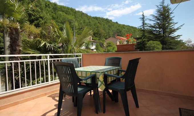 Obrs Apartment | Two bedroom apartment with terrace Mošćenička Draga, Opatija (A-2327-c)
