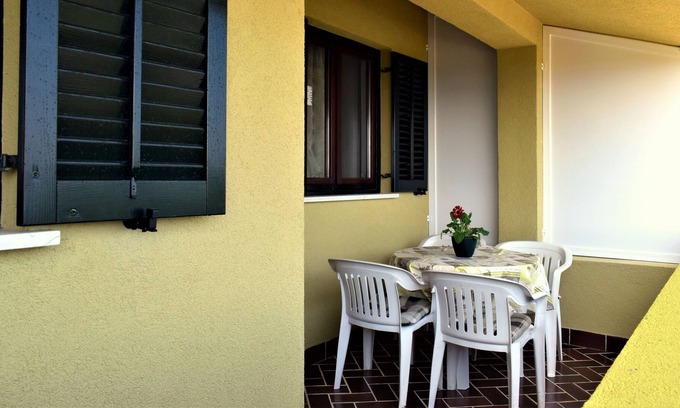 Dobropoljana Apartment | Two bedroom apartment with terrace and sea view Dobropoljana, Pašman (A-8312-b)