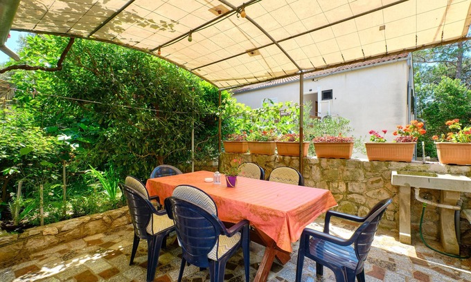 Artatore Apartment | Two bedroom apartment with terrace Artatore, Lošinj (A-2509-a)