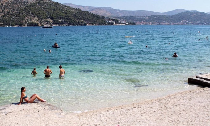 Marina Apartment | Two bedroom apartment with terrace and sea view Marina, Trogir (A-2036-a)