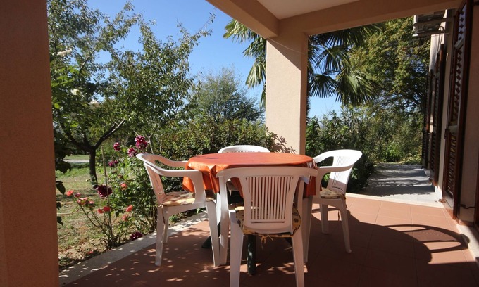 Kapelica Apartment | Two bedroom apartment with terrace Presika, Labin (A-7390-b)