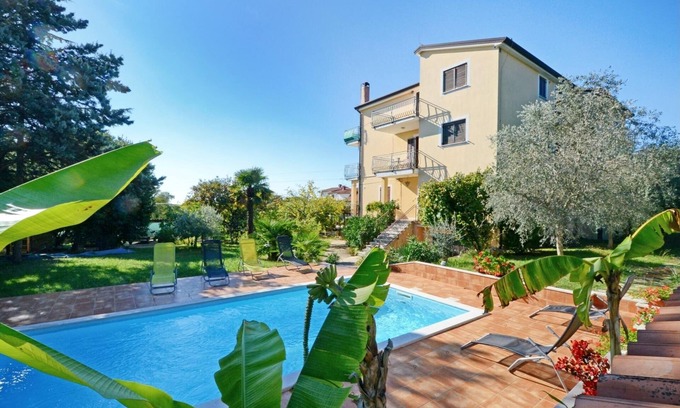 Valica Apartment | Two bedroom apartment with balcony Valica, Umag (A-21926-b)