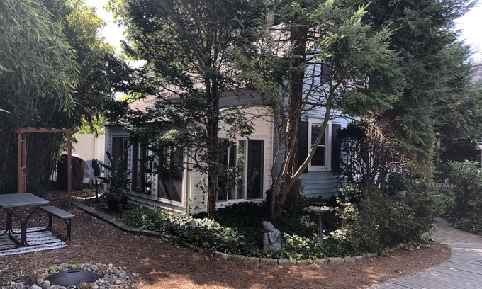 South Rehoboth Cottage | Two Blocks To Everything, too Cute to Miss. Perfect romantic getaway for two.