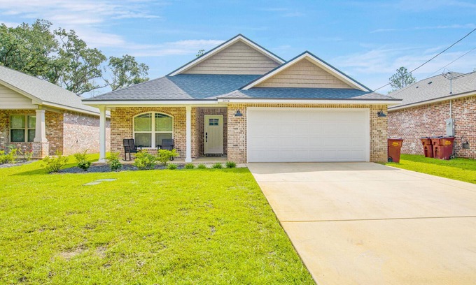 Florida Panhandle House | Two charming 3-bed, 2-bath houses side by side