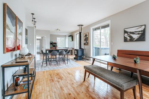 Berkeley Springs House | Two Forest Cabins,Decks,Fire Pit,Hot Tubs,GameRoom