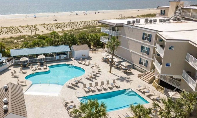 Tybee Island Condo | Two King Suites with Two attached Full Baths - Balcony with Ocean View!nn