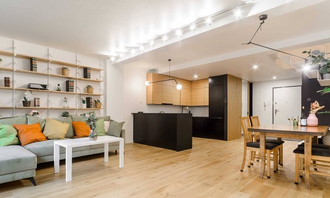 Lodz Apartment | Two-level Apartment on Zdrowie FV