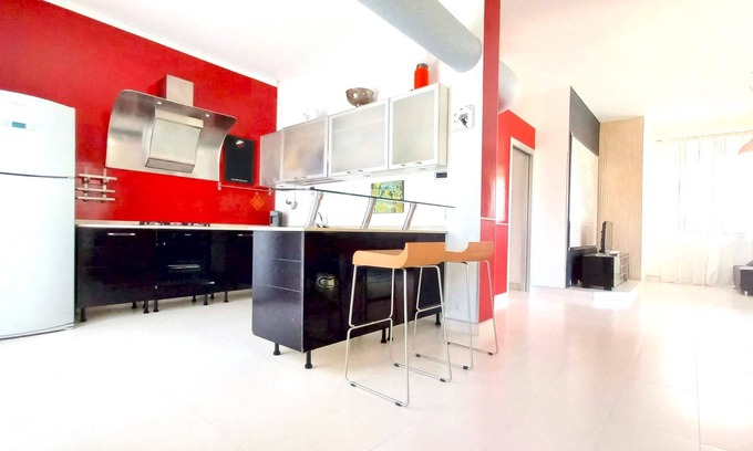 Taranto Villa | Two minutes from the sea | absolute silence | garden with hammock | full kitchen.