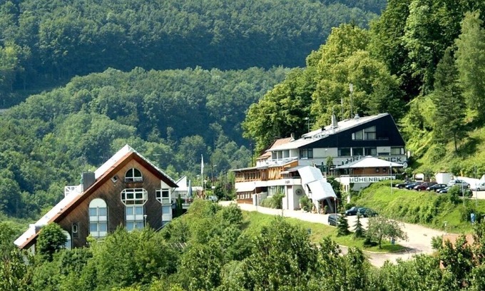 Muehlhausen im Taele Apartment | Two-room apartment (2) - on the A8 between Stuttgart and Ulm