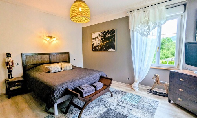 Fraize Bed & Breakfast | Two rooms with separate entrance and garden access