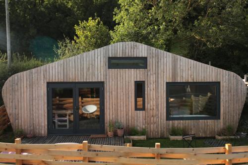 Old Radnor Apartment | Two unique cabins wrapped in beautiful welsh scenery