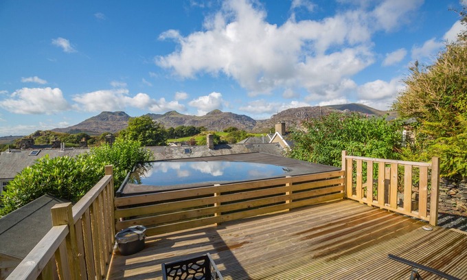 Manod House | Ty Manod - Three Bedroom House, Sleeps 4