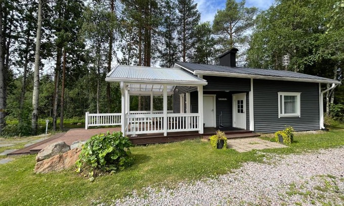 Naamijoki Ski Chalet | Ukkila