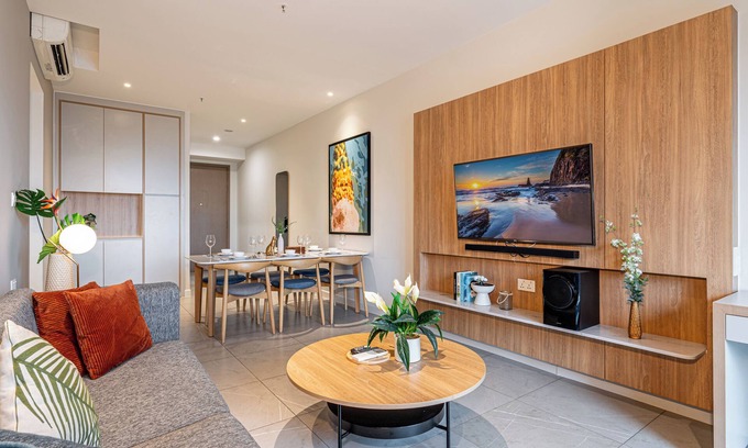 District 4 Apartment | Ultimate 3BR Retreat | Prime D1 Location | 5⭐ Amenities
