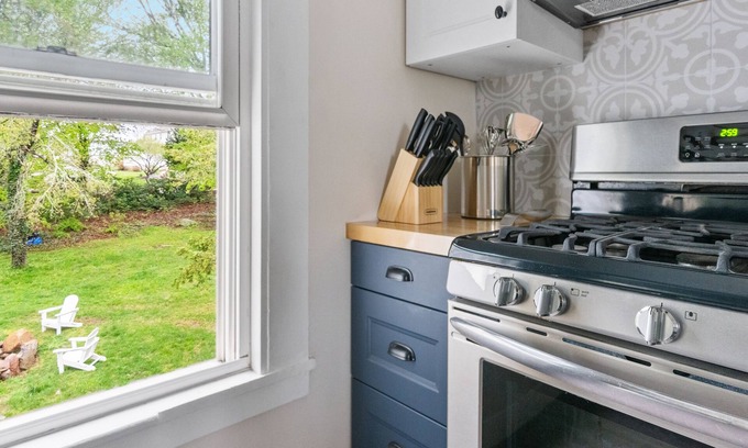 Westerly Condo | Ultimate Summer Escape w/outdoor shower, fire pit minutes to beach