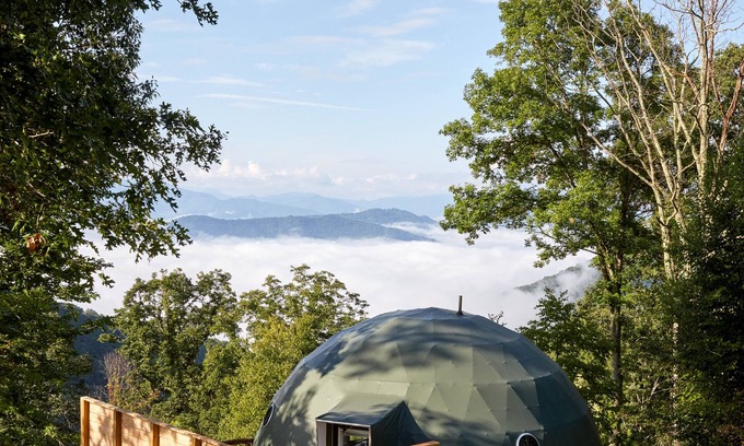 Canton Cabin | Ultra Luxe Dome + Hot Tub + Mtn View + 20min to AVL