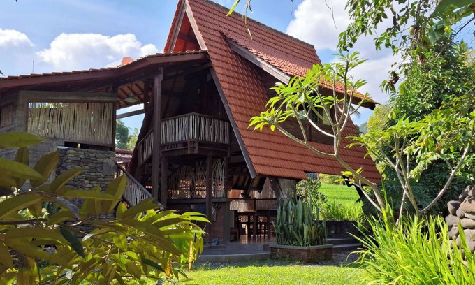 Sukasada Villa | Uma Nirmala aling-aling