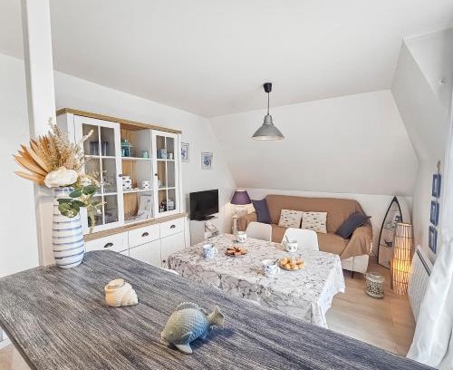 Cabourg Apartment | Un souffle marin dans ce F2 à Cabourg