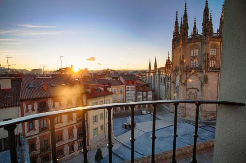 Burgos Apartment | Una MIRADA A LA CATEDRAL-Apartamentos Burgos Catedral