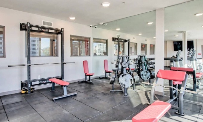 University District House | 🎯Unbeatable Location by High Street & OSU + Free Parking🚗 + Shared Kitchens🍽️