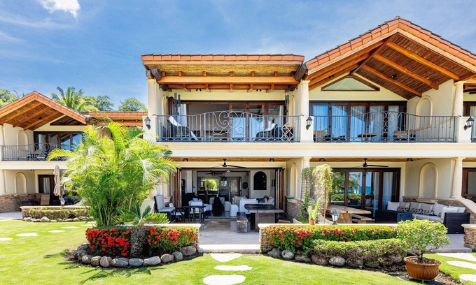 Pacuare Reserve Villa | Uncover a Unique and Unmatched Beachfront Escape!