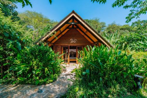 Arusha Hotel | Under The Shade Safari Lodge