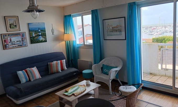 Noirmoutier-en-l'Ile Apartment | Unique apartment with sea and country views.