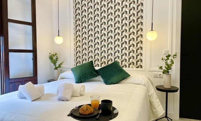 San Pedro Apartment | Unique apartment at Plaza de la Corredera, Cordobese Juderia, 5 min from mosque-cathedral