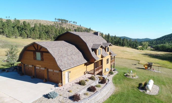 Deadwood Cabin | Unique Cabin on 5 Acres, w/Hot Tub, 2-Story Fireplace, 3-Car Gar., 5000 S.Ft