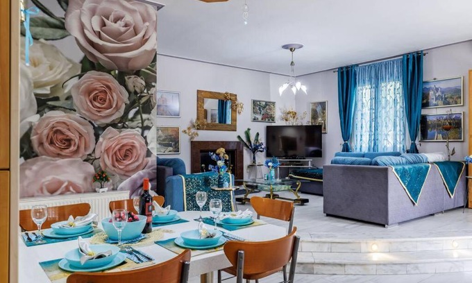 Skopelos House | Unique Filoxenia!