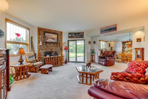 Sequim House | Unique Home with Beautiful Mtn Views!
