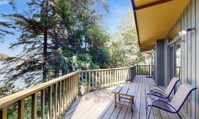 Dunes City Cabin | Unique lakefront cabin near the dunes with a private dock & fireplace
