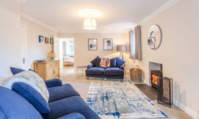 Framlingham House | Unique, modern 2 bedroom detached home