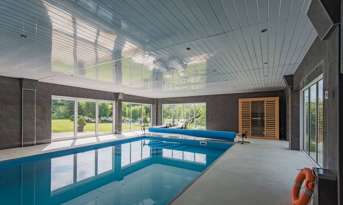 Denton House | Unique property, nestled in the pretty countryside, near the village of Kingston