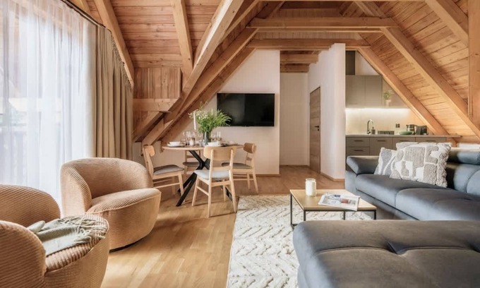 Zakopane Apartment | Unique, Spacious Apartment with private elevator