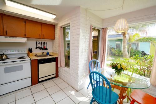 Cocoa Beach House | Unit 112 Courtyard Condo In Oceanfront Complex