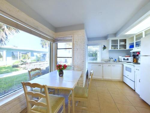 Cocoa Beach House | Unit 115 Courtyard Condo In Oceanfront Complex