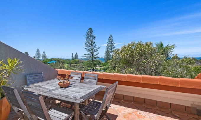 Peregian Beach Apartment | Unit 3 @ Parkside, Peregian Beach, Noosa Shire