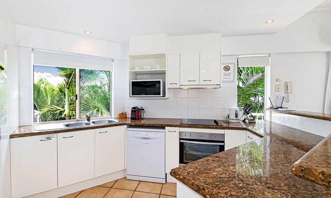 Coolum Beach Apartment | Unit 8.12 Perry Street