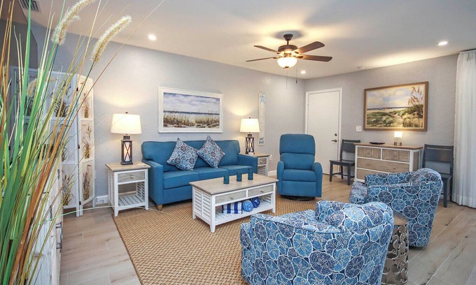 Sanibel Condo | Unit M3 - Garden View