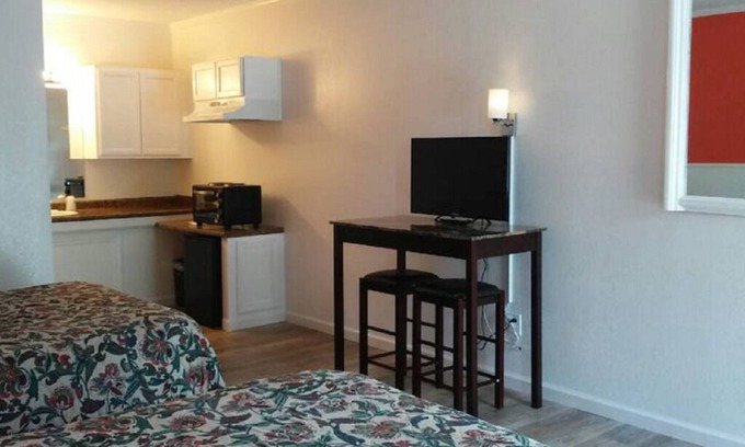 Golconda Apartment | Unity Lodge Suite 2