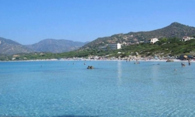 Campulongu Apartment | Unmissable apartment with garden 100mt from the sea, Campulongu - ground floor