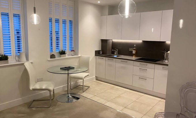 Diglis Apartment | UNRIVALLED LOCATION - FIVE STAR - Worcester Apartment