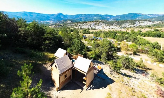 Rosans Cabin | Unterkunft in der Höhe "Le Nid d'Aigle" 44m2 - Privater Zugang - 3 Schlafzimmer - Terrassen - LV - Plancha 6 persons