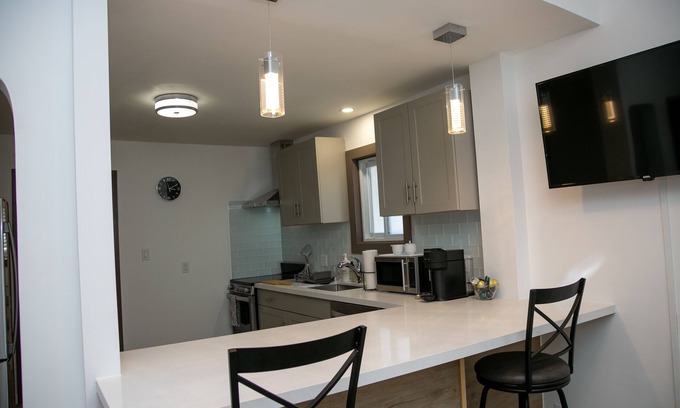 Port Dalhousie Apartment | Unveil the beauty of Port Dalhousie from our doorstep