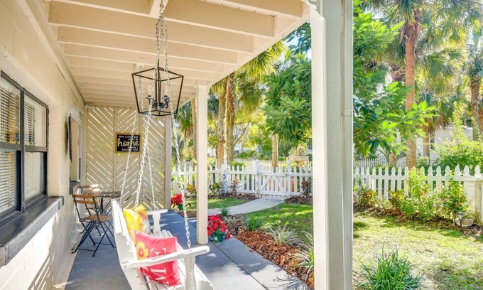DeLand House | Unwind in DeLand: Fire Pit Nights & Downtown Delights!